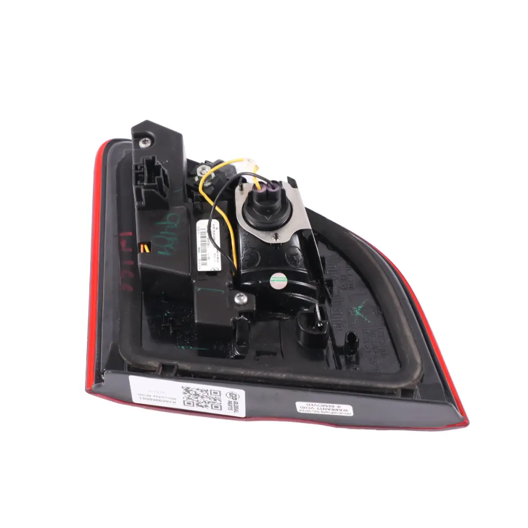 Mercedes ML W166 Feu arrière de coffre de hayon gauche - SKU A1669068601 - Numéro de pièce A1669068601
