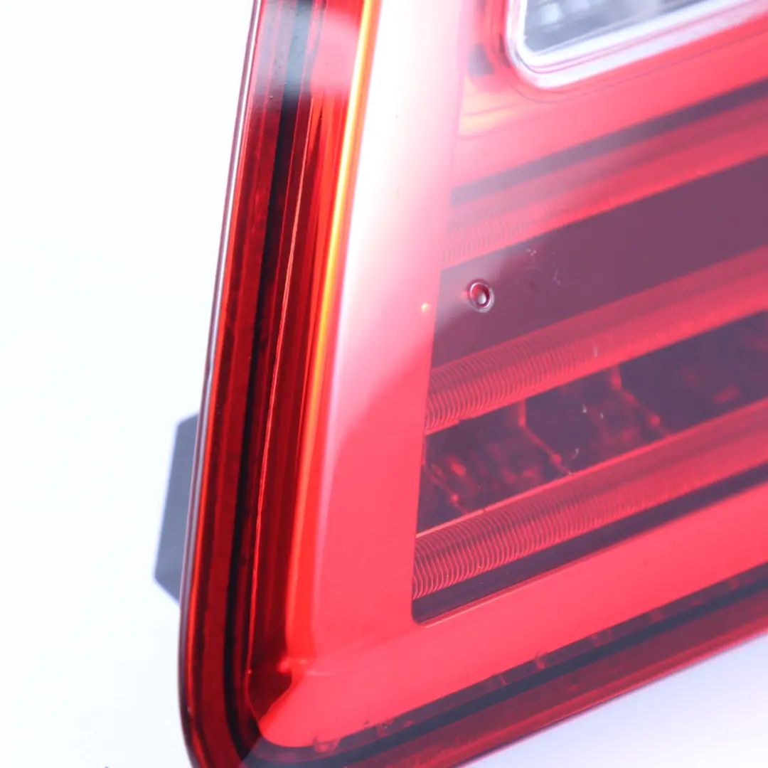 Rück leuchte Kofferraum Heckklappe Licht rechts für Mercedes ML W166 mit Teilenummer A1669068801 Mercedes ML W166 Rück leuchte Kofferraum Heckklappe Licht rechts - SKU A1669068801 - Teilenummer A1669068801