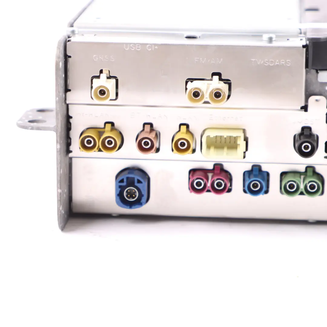 W167 W177 Radio Lettore satellitare Unità principale ECE per Mercedes con numero di parte A1679003212 Mercedes W167 W177 Radio Lettore satellitare Unità principale ECE - SKU A1679003212 - Numero di parte A1679003212