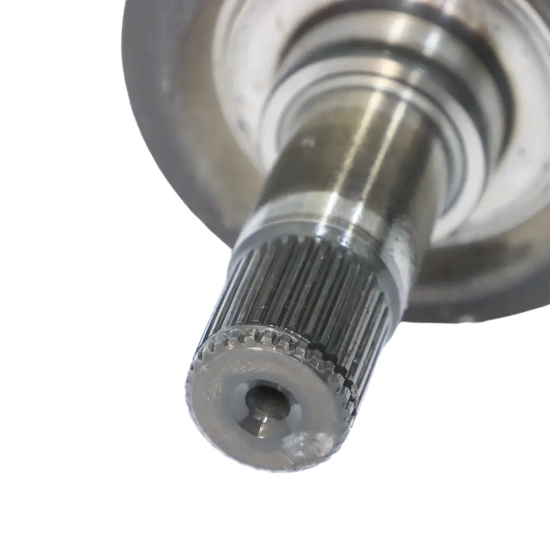 Propshaft Drive Shaft Mercedes R172 M276 AMG Automatic Transmission to with Part number A1723500410 Propshaft Drive Shaft Mercedes R172 M276 AMG Automatic Transmission - SKU A1723500410 - Part number A1723500410