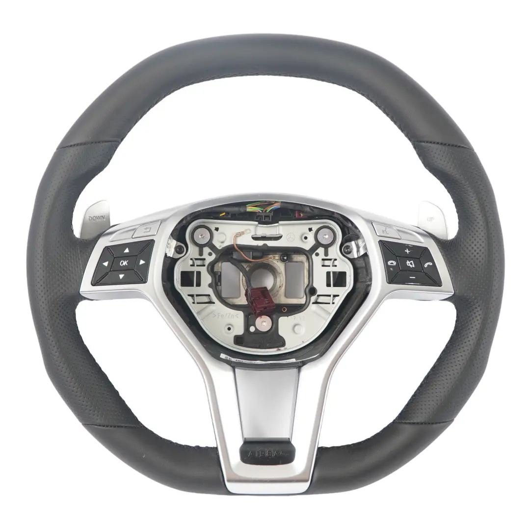 Volante Mercedes W204 C63 AMG W212 NUEVO Cuero Negro Sport Paddle Shift - SKU A1724604503-1 - Número de pieza A1724604503