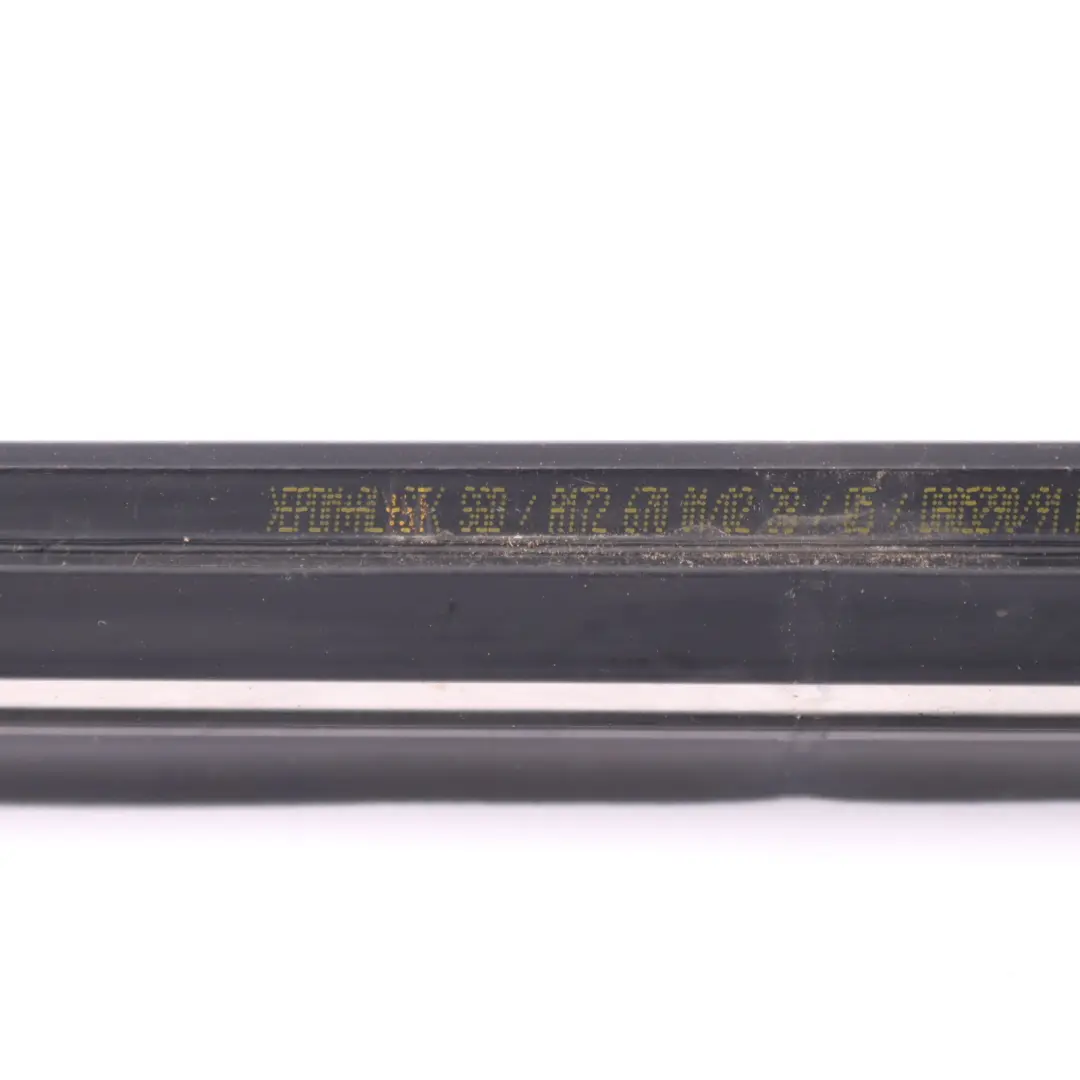 Ventana Trasera Izquierda Tira Junta de Sellado para Mercedes SLK R172 con número de pieza A1726700138 Mercedes SLK R172 Ventana Trasera Izquierda Tira Junta de Sellado - SKU A1726700138 - Número de pieza A1726700138