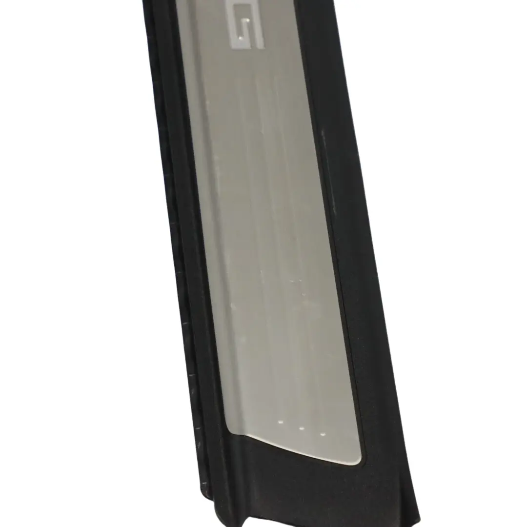 Mercedes R172 AMG Couvercle d'entrée avant gauche Garniture porte - SKU A1726801435 - Numéro de pièce A1726801435