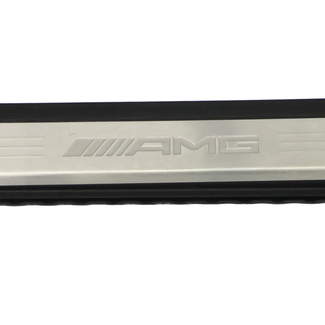 Tapa Entrada Delantera Derecha Embellecedor Puerta para Mercedes R172 AMG con número de pieza A1726801535 Mercedes R172 AMG Tapa Entrada Delantera Derecha Embellecedor Puerta - SKU A1726801535 - Número de pieza A1726801535