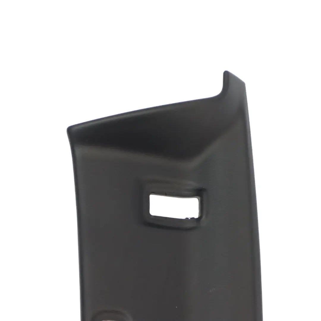 Trim colonne A intérieur gauche noir pour Mercedes R172 à propos du numéro de pièce A1726901000 Mercedes R172 Trim colonne A intérieur gauche noir - SKU a1726901000 - Numéro de pièce A1726901000