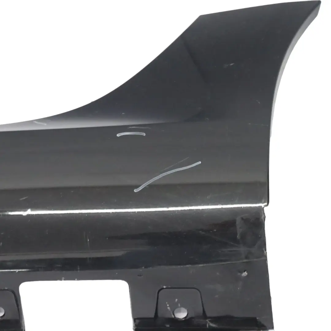 Gonna copertura AMG laterale porta sinistra Obsidian Black 197 per Mercedes R172 con numero di parte A1726980154 Mercedes R172 Gonna copertura AMG laterale porta sinistra Obsidian Black 197 - SKU A1726980154-OB - Numero di parte A1726980154