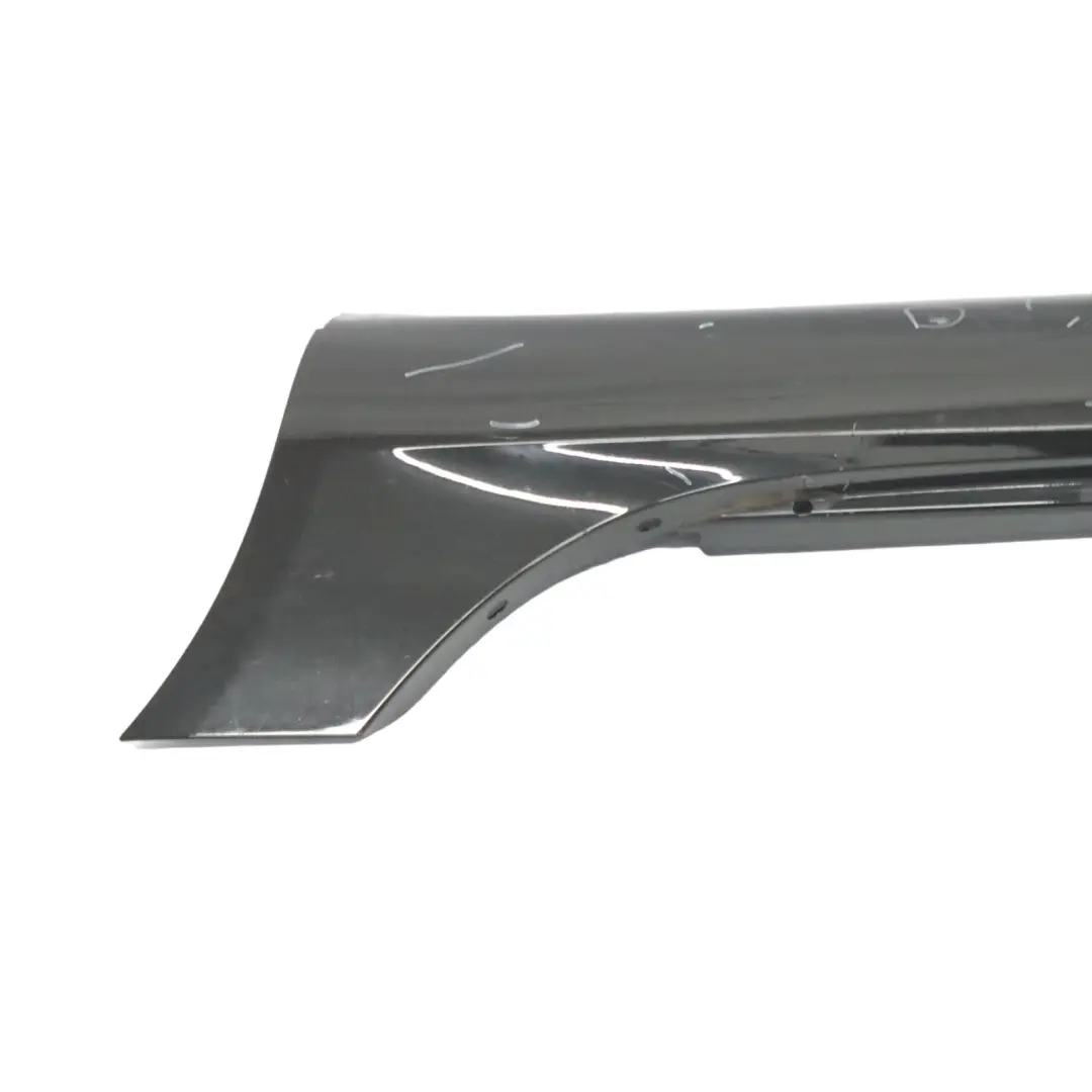 Gonna copertura AMG laterale porta sinistra Obsidian Black 197 per Mercedes R172 con numero di parte A1726980154 Mercedes R172 Gonna copertura AMG laterale porta sinistra Obsidian Black 197 - SKU A1726980154-OB - Numero di parte A1726980154
