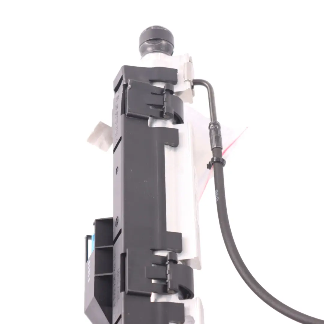 Techo superior abatible Cilindro hidráulico derecho para Mercedes R172 con número de pieza A1728000472 Mercedes R172 Techo superior abatible Cilindro hidráulico derecho - SKU A1728000472 - Número de pieza A1728000472