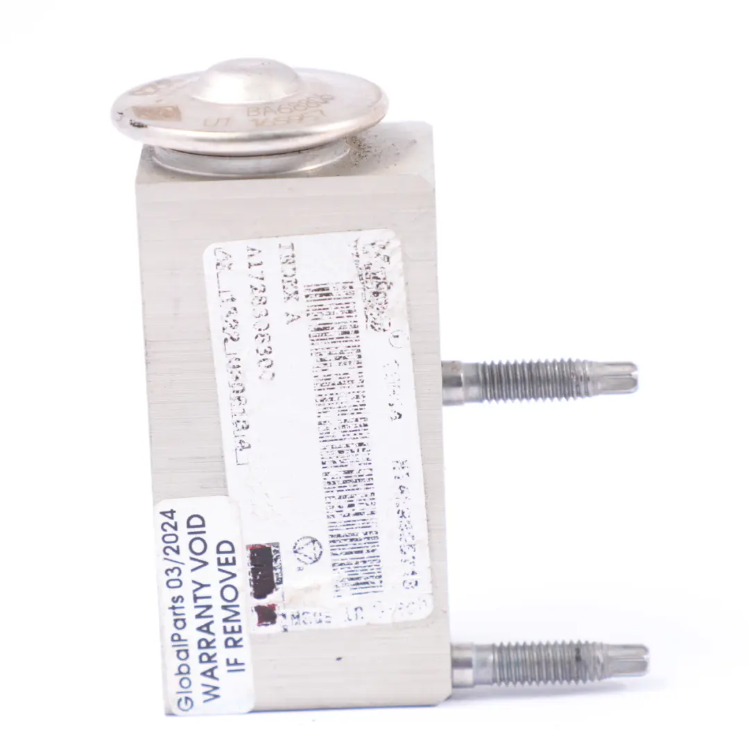 Aire acondicionado Válvula de expansión para Mercedes SLK R172 con número de pieza A1728350200 Mercedes SLK R172 Aire acondicionado Válvula de expansión - SKU A1728350200 - Número de pieza A1728350200