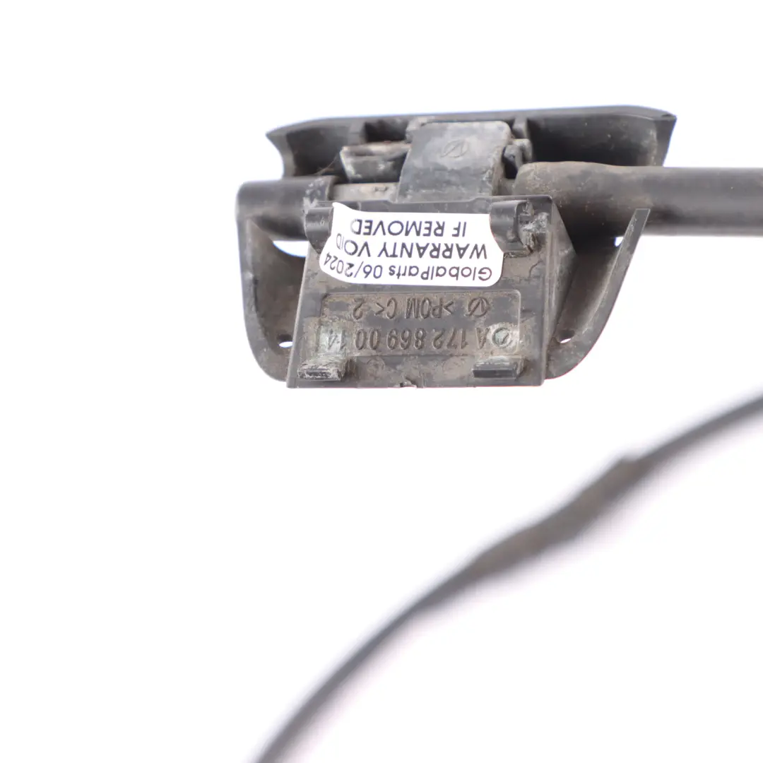 Windscreen Washer Pipe Fluid Hose to Mercedes R172 with Part number A1728600592 Mercedes R172 Windscreen Washer Pipe Fluid Hose - SKU rhd-A1728600592 - Part number A1728600592