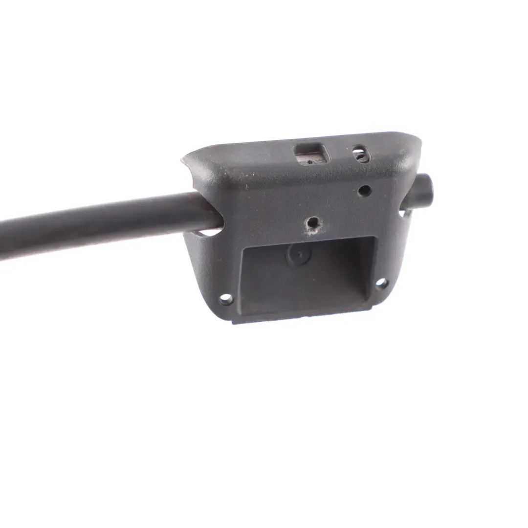 Windscreen Washer Pipe Fluid Hose to Mercedes R172 with Part number A1728600592 Mercedes R172 Windscreen Washer Pipe Fluid Hose - SKU rhd-A1728600592 - Part number A1728600592