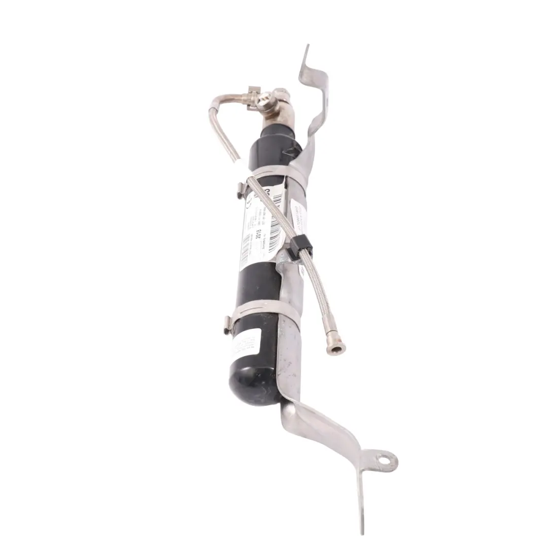 Tube d'extincteur turbo Mercedes R172 Valve de pression flexible pour à propos du numéro de pièce A1728601400 Tube d'extincteur turbo Mercedes R172 Valve de pression flexible - SKU A1728601400 - Numéro de pièce A1728601400