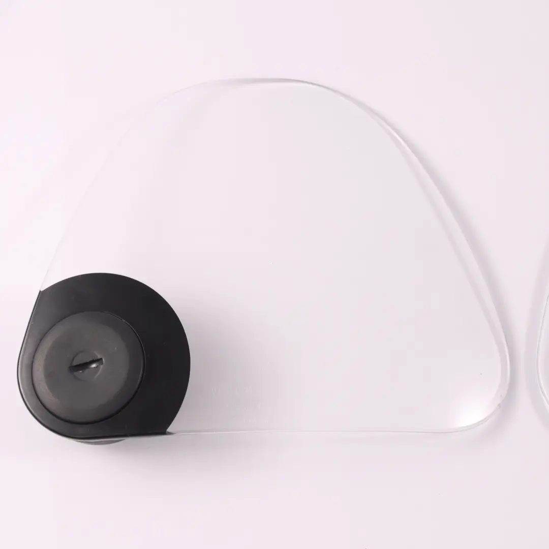 Owiewka Siedzenia Prawa Lewa Komplet do Mercedes SLK R172 Cabrio o numerze A1728600174 Mercedes SLK R172 Cabrio Owiewka Siedzenia Prawa Lewa Komplet - SKU A1728680110 - Numer Części A1728600174