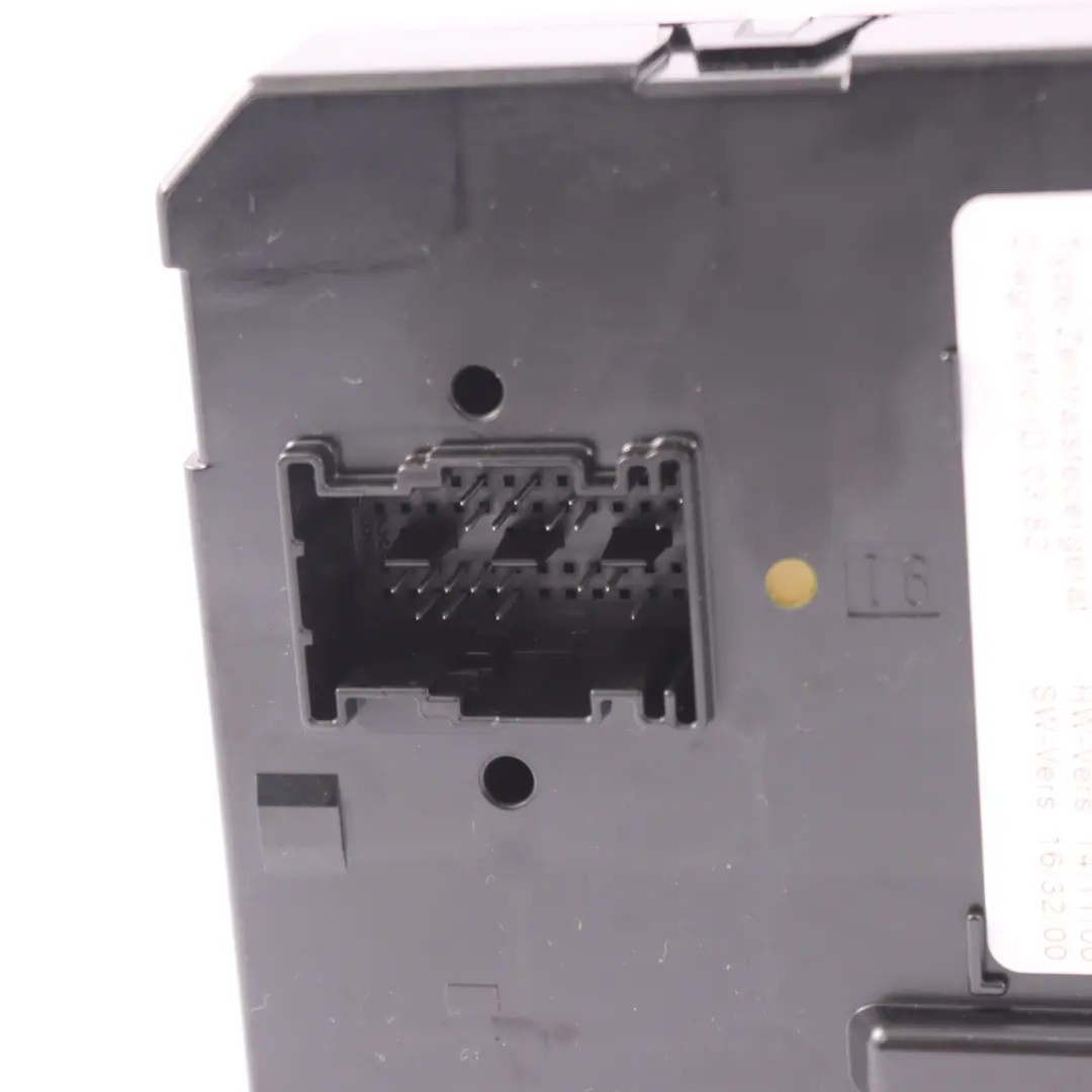 Mercedes SLK R172 Relais de fusibles arrière Module d'actionnement du signal SAM - SKU A1729000614 - Numéro de pièce A1729000614