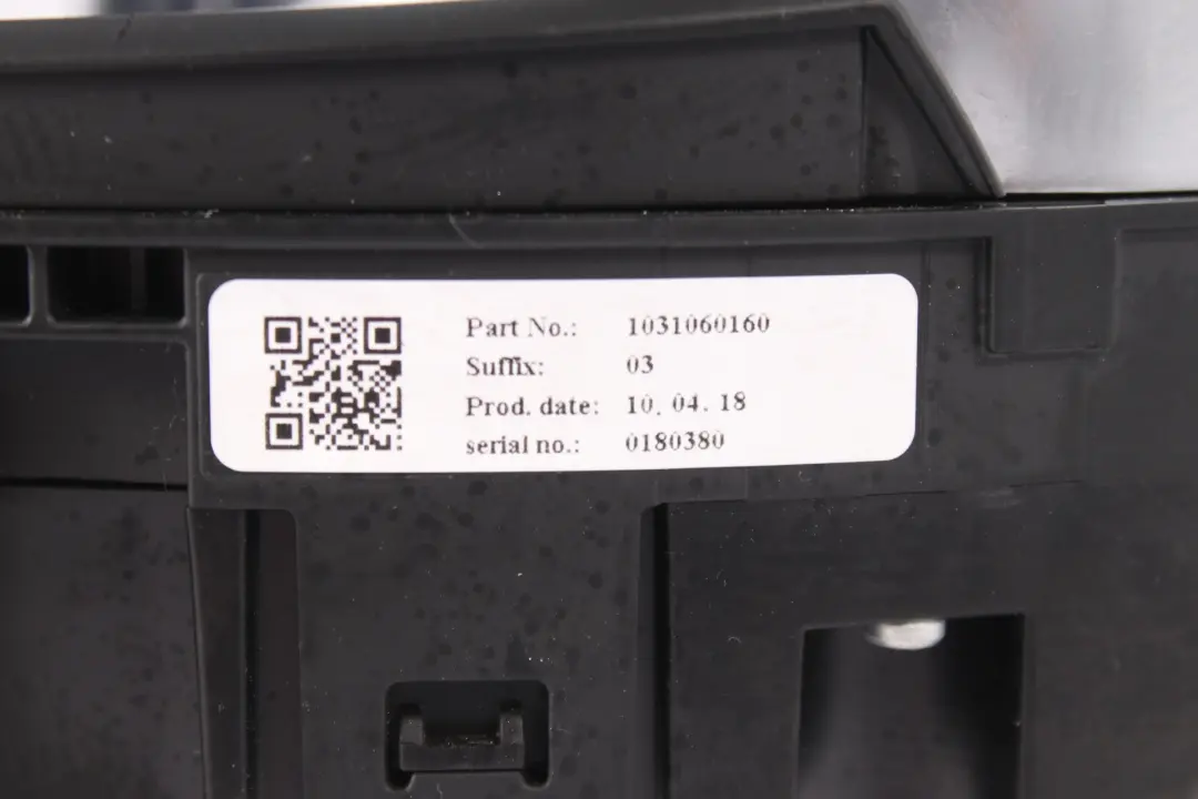 Instrument Cluster Speedo Clocks Automatic to Mercedes R172 AMG Petrol with Part number a1729005115 Mercedes R172 AMG Petrol Instrument Cluster Speedo Clocks Automatic - SKU rhd-a1729005115 - Part number a1729005115