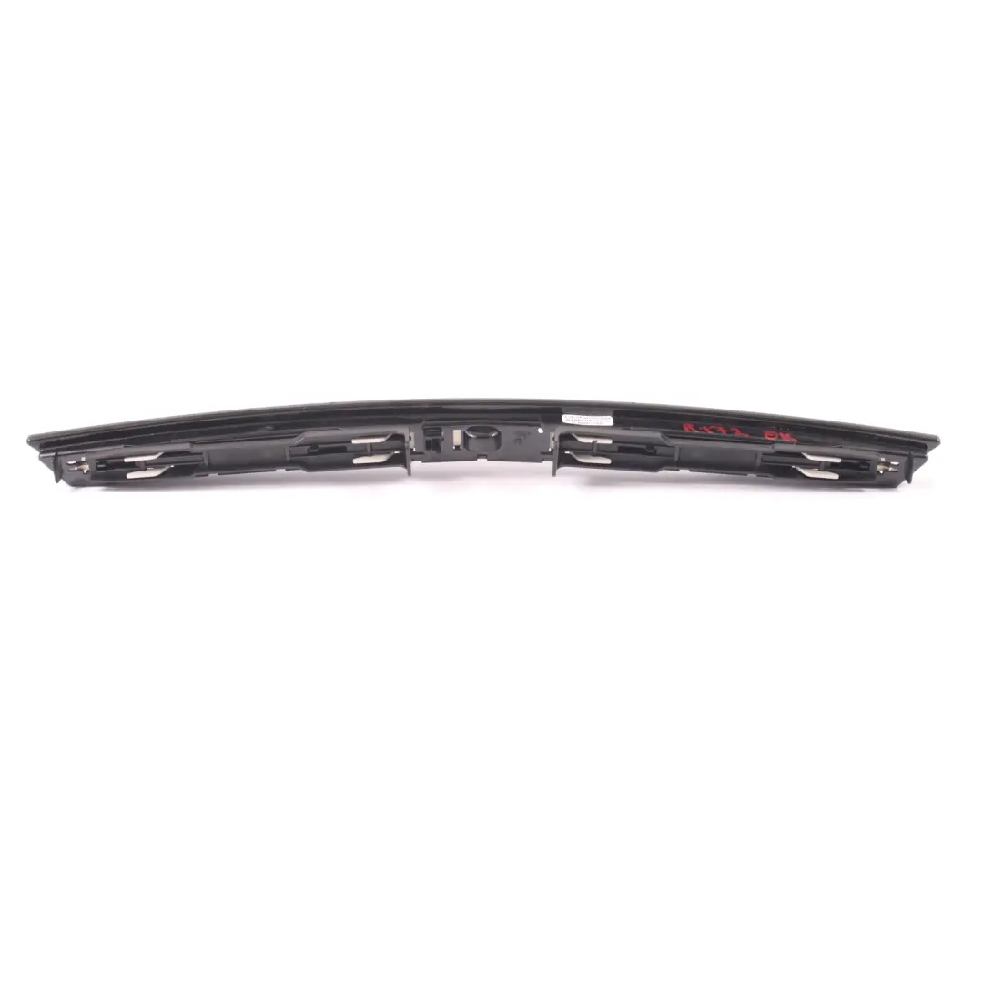 Luz de freno adicional trasera para Mercedes SLK R172 con número de pieza A1729065500 Mercedes SLK R172 Luz de freno adicional trasera - SKU A1729065500 - Número de pieza A1729065500