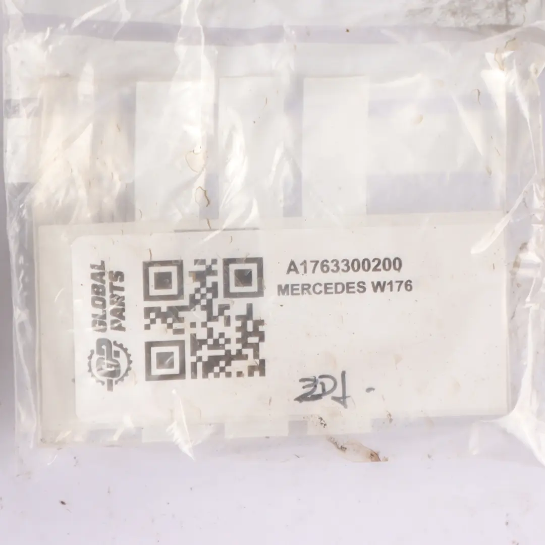 Mercedes C117 W176 AMG Wishbone Brazo Control Delantero Derecho Barra Suspensión - SKU A1763300200 - Número de pieza A1763300200