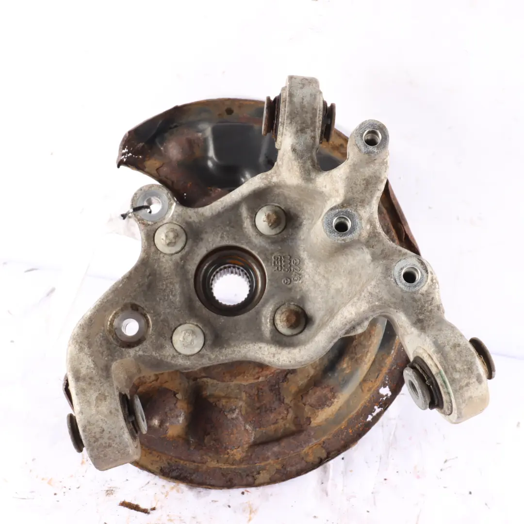 Lewe Łożysko Zwrotnica Koła Tylnego 4Matic do Mercedes W176 o numerze A1763500500 Mercedes W176 Lewe Łożysko Zwrotnica Koła Tylnego 4Matic - SKU A1763500500 - Numer Części A1763500500