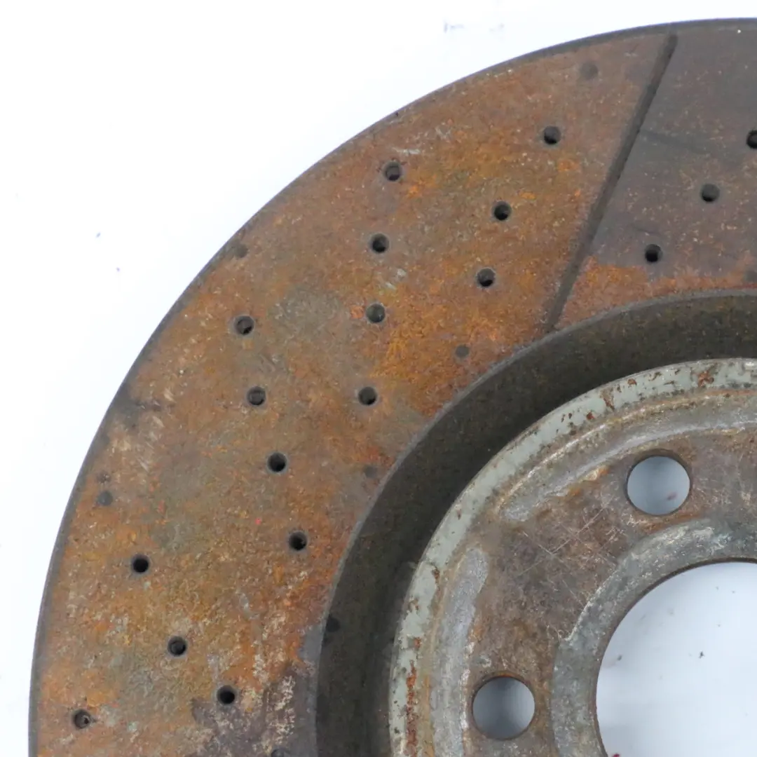 Mercedes W176 C117 Disco Freno Anteriore Sinistro Destro Ruota Traforata - SKU A1764210212 - Numero di parte A1764210212