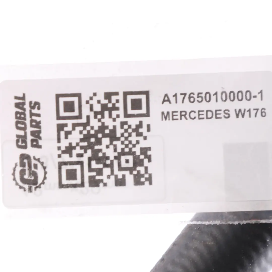  Manguera refrigerante Mercedes W176 C117 CLA A45 MAG Gasolina M133 - SKU A1765010000-1 - Número de pieza A1765010000