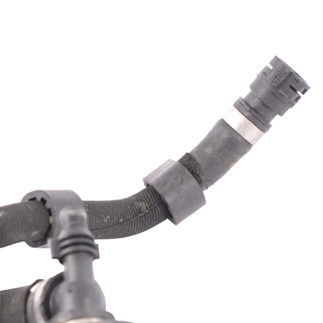  Tuyau d'eau Mercedes C117 W176 AMG Conduite liquide refroidissement - SKU A1765010758 - Numéro de pièce A1765010758