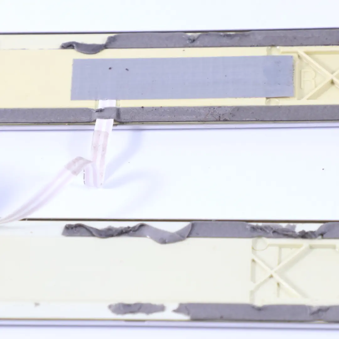 Cache seuil d'entrée Mercedes W176 AMG Avant Arrière Gauche Droite Set Illuminé pour à propos du numéro de pièce A1766805800 Cache seuil d'entrée Mercedes W176 AMG Avant Arrière Gauche Droite Set Illuminé - SKU A1766805800-1 - Numéro de pièce A1766805800