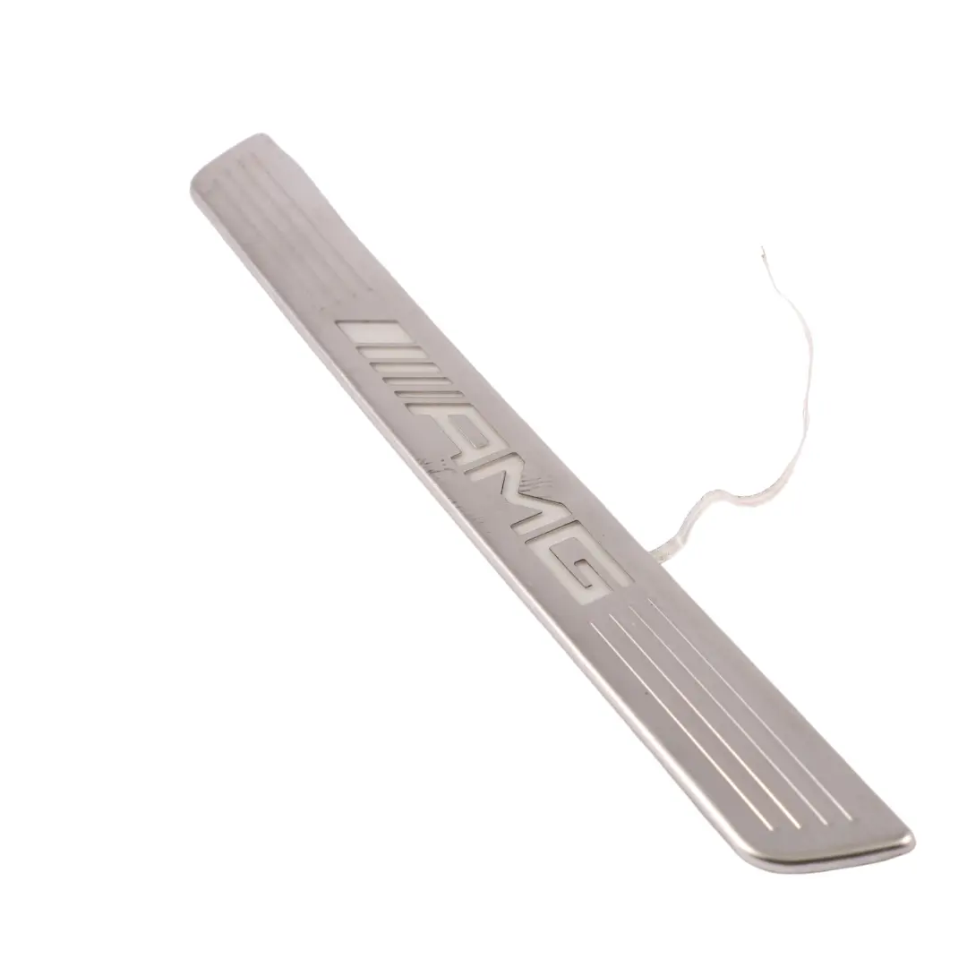  Davanzale Mercedes X117 W176 AMG Coperchio ingresso anteriore destro illuminato - SKU A1766805900-1 - Numero di parte A1766805900