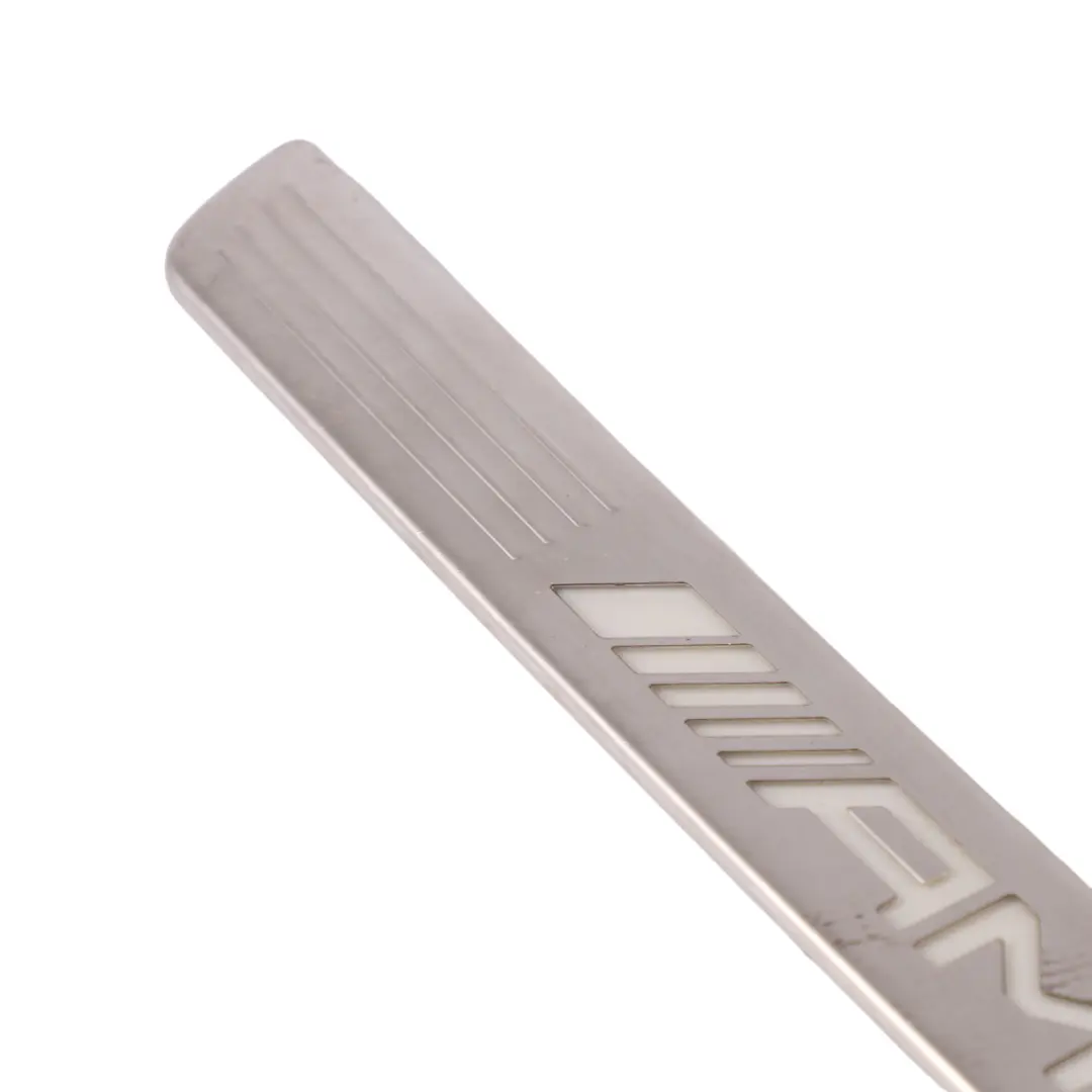 Davanzale Mercedes X117 W176 AMG Coperchio ingresso anteriore destro illuminato per con numero di parte A1766805900 Davanzale Mercedes X117 W176 AMG Coperchio ingresso anteriore destro illuminato - SKU A1766805900-1 - Numero di parte A1766805900