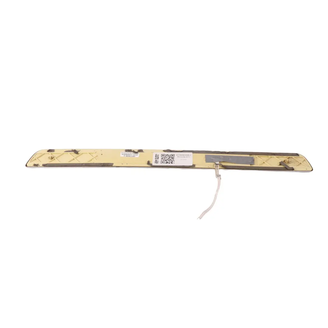  Umbral de puerta Mercedes X117 AMG Tapa Entrada Delantera Derecha Iluminado - SKU A1766805900-1 - Número de pieza A1766805900