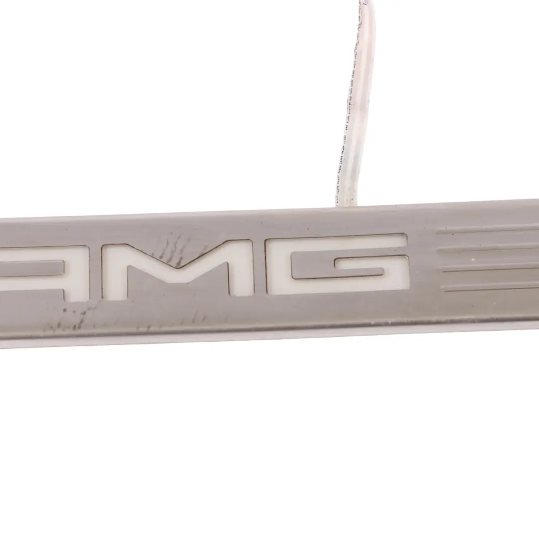  Seuil de porte Mercedes X117 W176 AMG Couvercle d'entrée avant droite éclairé - SKU A1766805900-1 - Numéro de pièce A1766805900