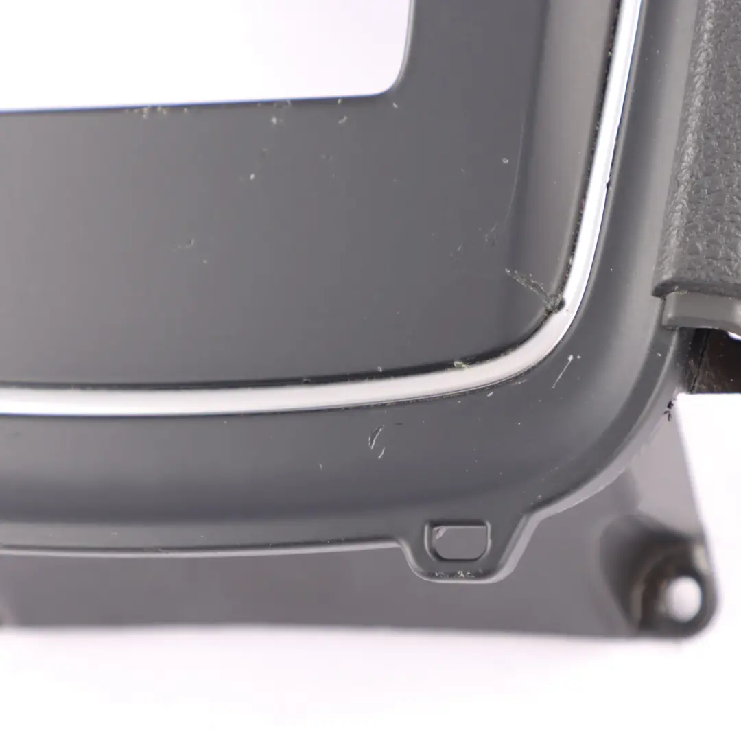 Mercedes W176 Garniture Console Centrale Cendrier Contour Cache - SKU A1766807100-1 - Numéro de pièce A1766807100