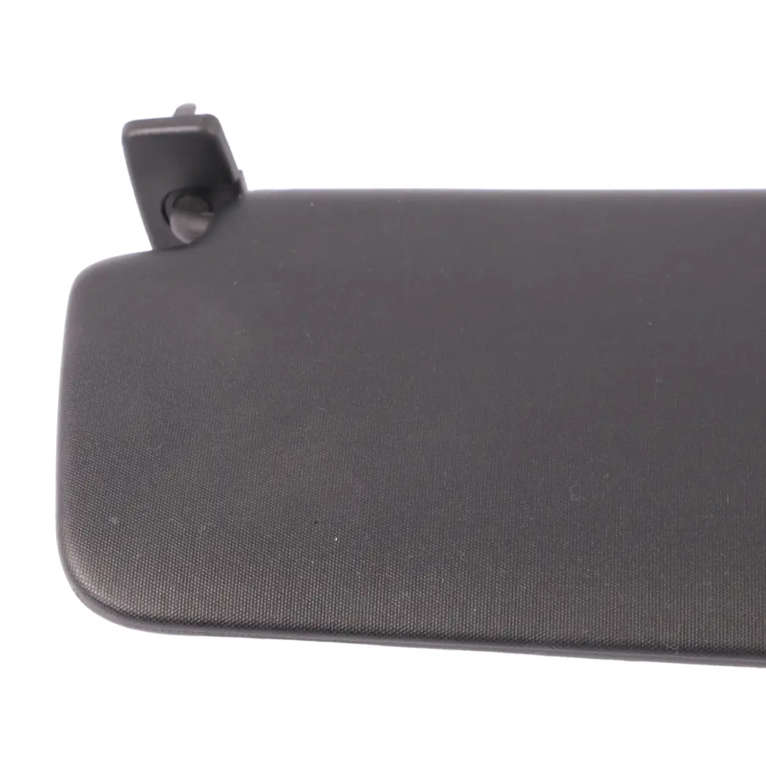 Sonnen blende Spiegel Panel rechts schwarz für Mercedes CLA C117 mit Teilenummer A1768100610 Mercedes CLA C117 Sonnen blende Spiegel Panel rechts schwarz - SKU A1768100610 - Teilenummer A1768100610