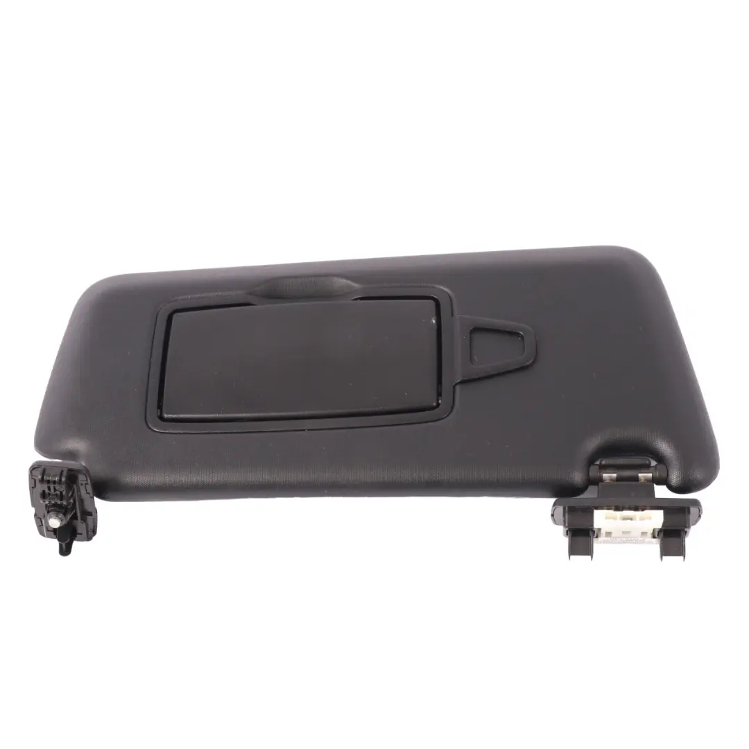 Panneau pare-soleil rétroviseur droit noir pour Mercedes CLA C117 à propos du numéro de pièce A1768100610 Mercedes CLA C117 Panneau pare-soleil rétroviseur droit noir - SKU A1768100610 - Numéro de pièce A1768100610