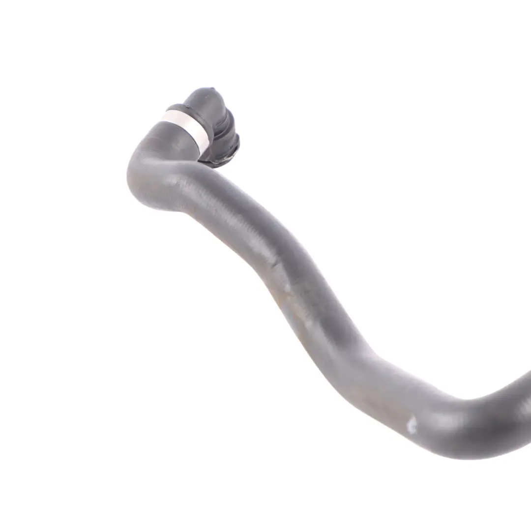 Mercedes W176 AMG Tuyau de refroidissement du radiateur du moteur - SKU A1768300096 - Numéro de pièce A1768300096