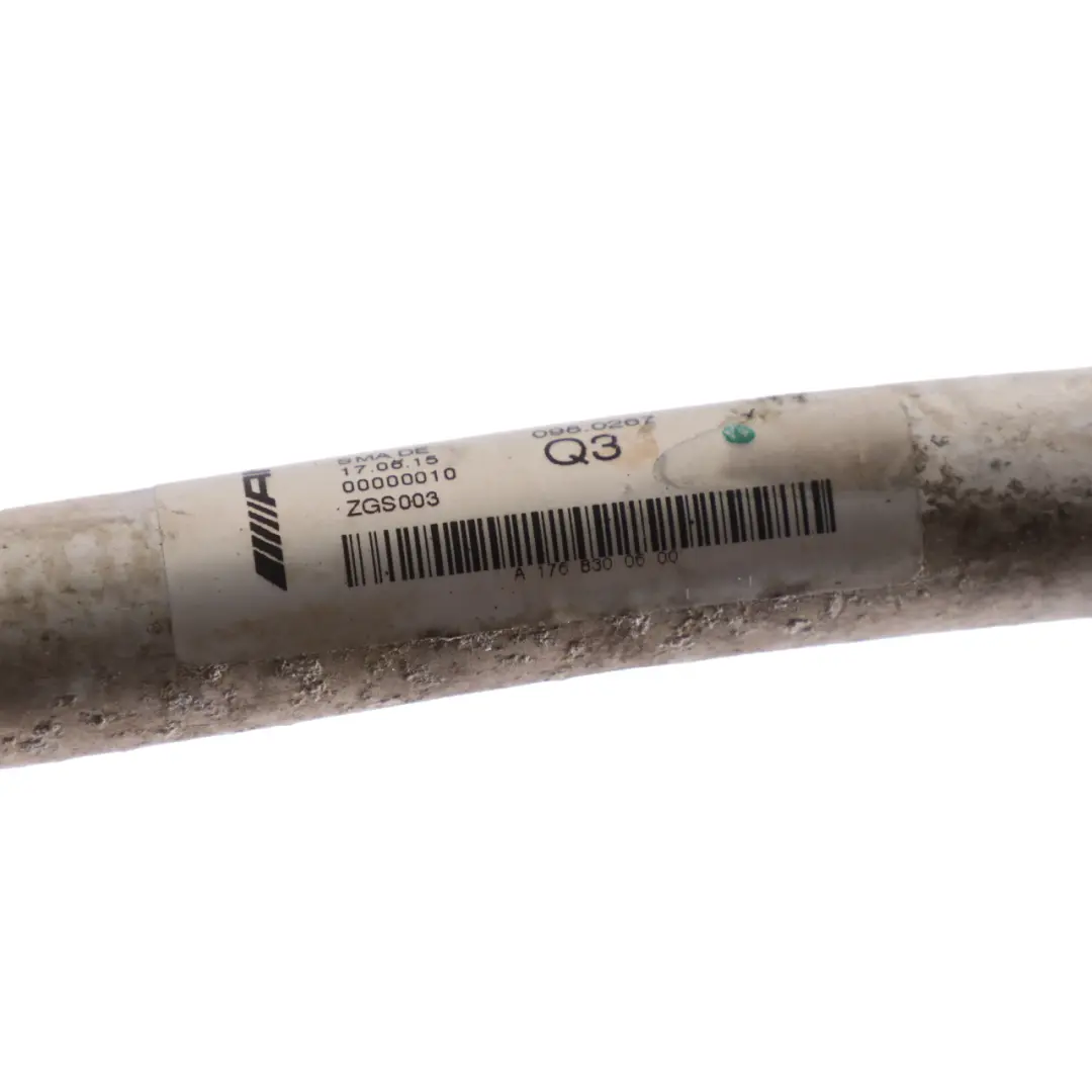 Essence M133 Tuyau du compresseur de climatisation pour Mercedes W176 C117 CLA 45 AMG à propos du numéro de pièce A1768300600 Mercedes W176 C117 CLA 45 AMG Essence M133 Tuyau du compresseur de climatisation - SKU A1768300600-1 - Numéro de pièce A1768300600