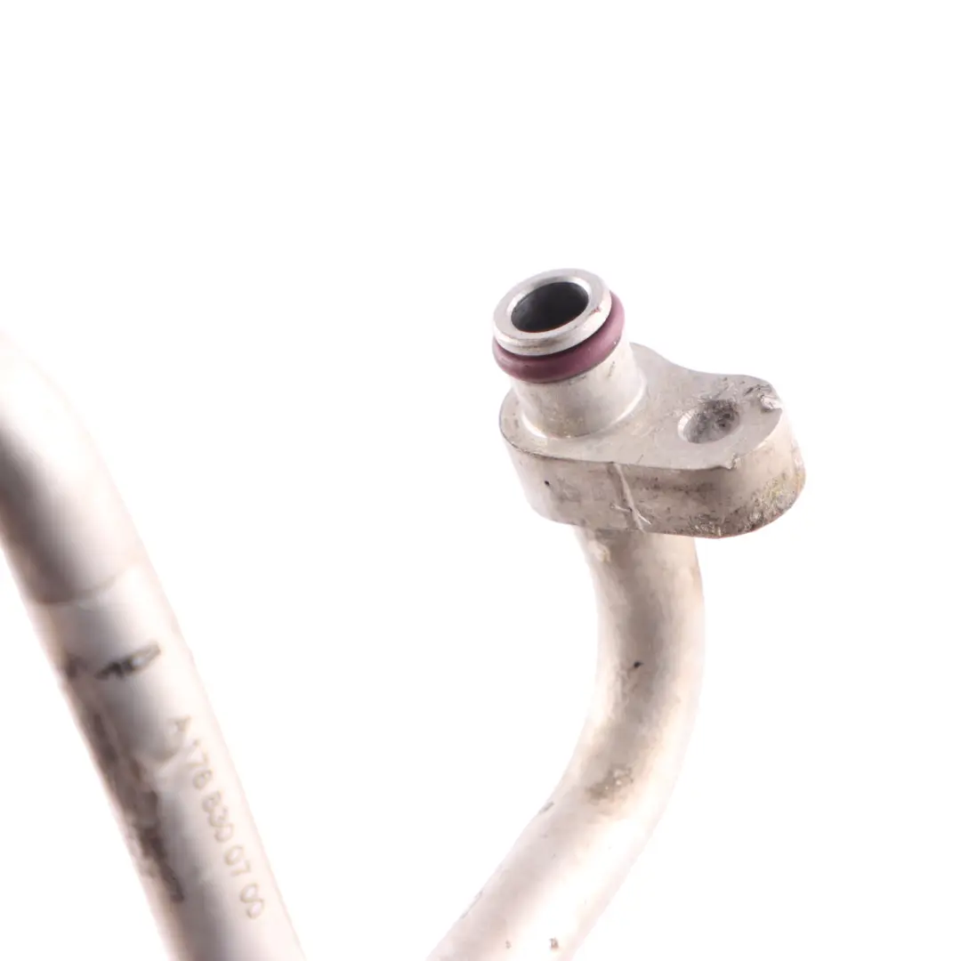 A/C Schlauch für die Klimaanlage per Mercedes W176 con numero di parte A1768300700 Mercedes W176 A/C Schlauch für die Klimaanlage - SKU A1768300700 - Numero di parte A1768300700