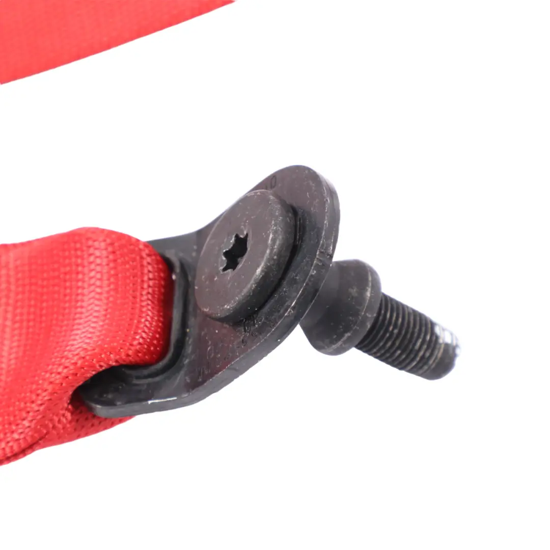 Cinturón de seguridad delantero derecho Negro para Mercedes W176 C117 con número de pieza A1768602285 Mercedes W176 C117 Cinturón de seguridad delantero derecho Negro - SKU A1768602285-2 - Número de pieza A1768602285