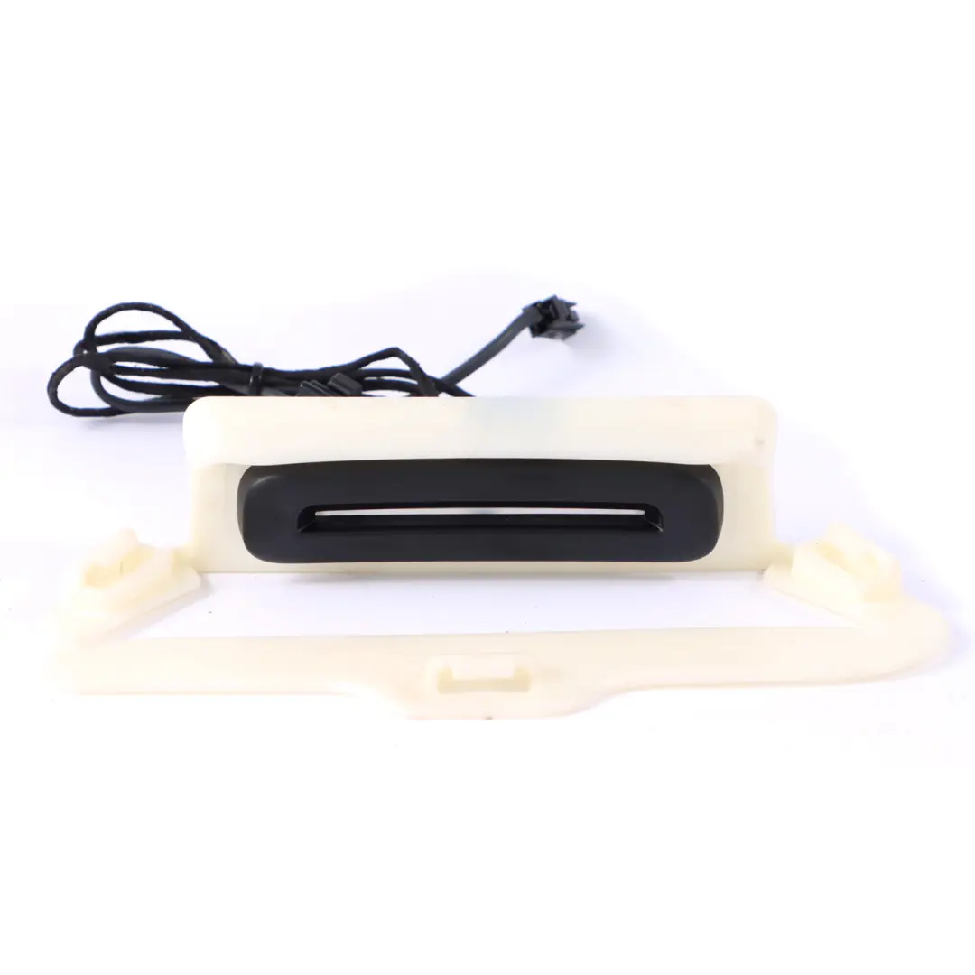 Ramka Osłona Tylnej Oparcia Kanpy do Mercedes W176 o numerze A1769231200 Mercedes W176 Ramka Osłona Tylnej Oparcia Kanpy - SKU A1769231200 - Numer Części A1769231200