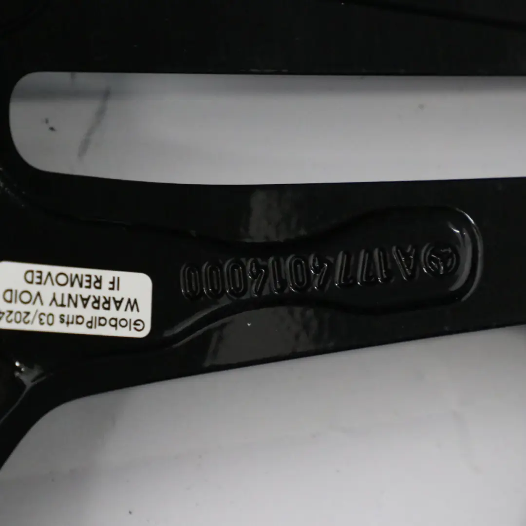 Cerchio in lega 5 doppie razze 18" 8J ET:40 A1774014000 per Mercedes W177 V177 AMG con numero di parte A1774011500 Mercedes W177 V177 AMG Cerchio in lega 5 doppie razze 18" 8J ET:40 A1774014000 - SKU A1774014000-3 - Numero di parte A1774011500