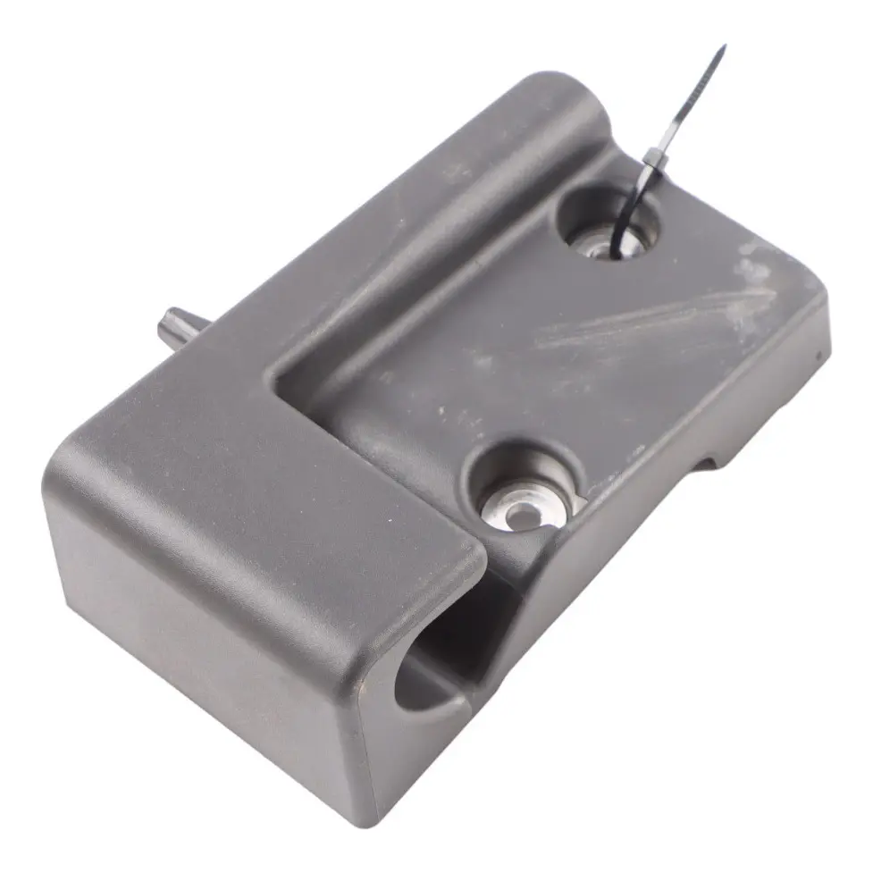 Mercedes W177 Panneau Garniture Coffre Attelage Droit - SKU A1776801600 - Numéro de pièce A1776801600