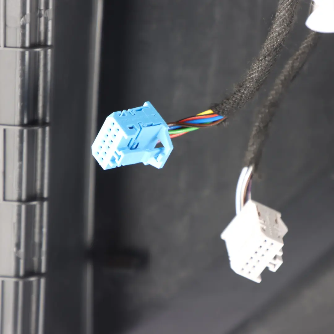 Scheda Porta Anteriore Sinistra Rivestimento Pannello Imitazione per Mercedes W177 con numero di parte A1777208305 Mercedes W177 Scheda Porta Anteriore Sinistra Rivestimento Pannello Imitazione - SKU A1777208305-1 - Numero di parte A1777208305