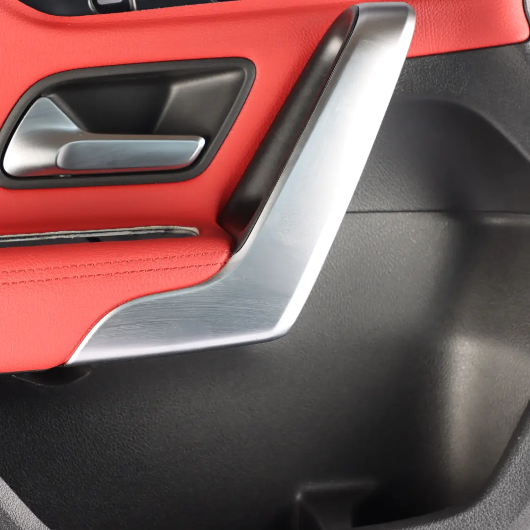 Panel Drzwi Lewy Przód Imitacja Skóry do Mercedes W177 o numerze A1777208305 Mercedes W177 Panel Drzwi Lewy Przód Imitacja Skóry - SKU A1777208305-1 - Numer Części A1777208305