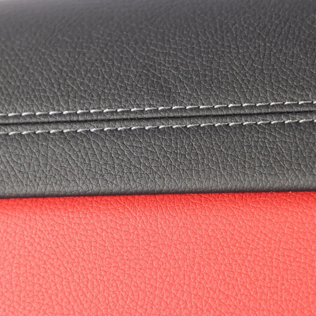 Mercedes W177 Panneau garniture gauche carte porte arrière imitation cuir rouge - SKU A1777301302-1 - Numéro de pièce A1777301302