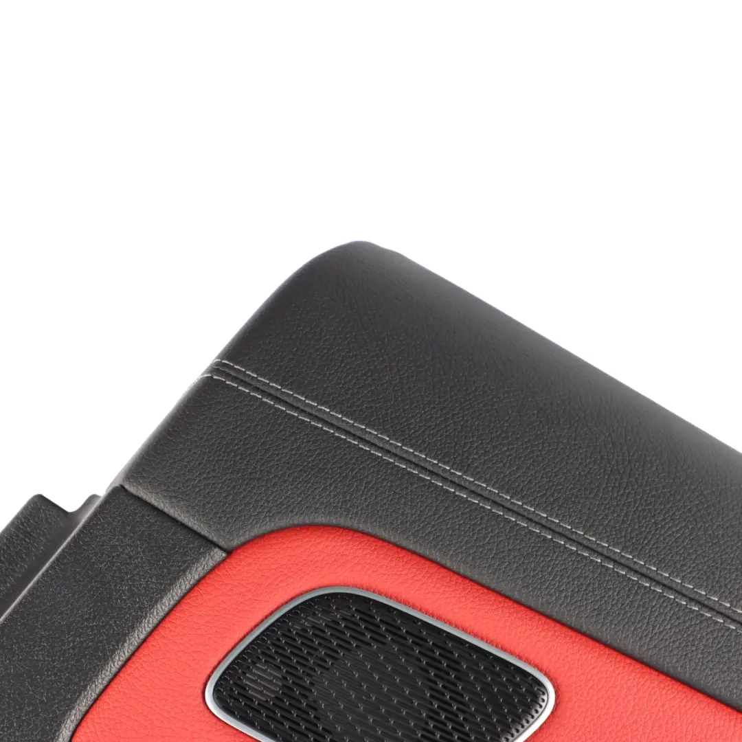 Scheda Porta Posteriore Destra Rivestimento Imitazione Pelle Nero per Mercedes W177 con numero di parte A1777301402 Mercedes W177 Scheda Porta Posteriore Destra Rivestimento Imitazione Pelle Nero - SKU A1777301402-1 - Numero di parte A1777301402