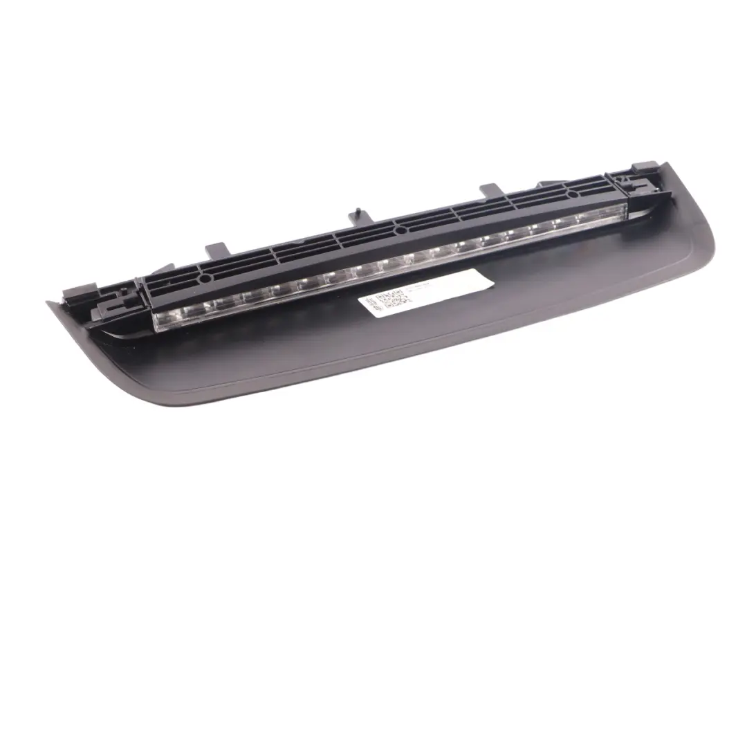 Adicional Tapa Maletero Luz De Freno Luz Parada Lente Transparente para Mercedes W177 con número de pieza A1779067504 Mercedes W177 Adicional Tapa Maletero Luz De Freno Luz Parada Lente Transparente - SKU A1779067504 - Número de pieza A1779067504