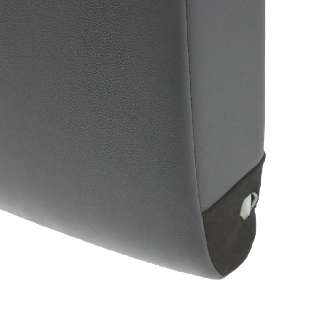 Bracciolo centrale sedile posteriore in pelle nera A1779700900 per Mercedes W177 con numero di parte A1779203801 Mercedes W177 Bracciolo centrale sedile posteriore in pelle nera A1779700900 - SKU A1779203801 - Numero di parte A1779203801