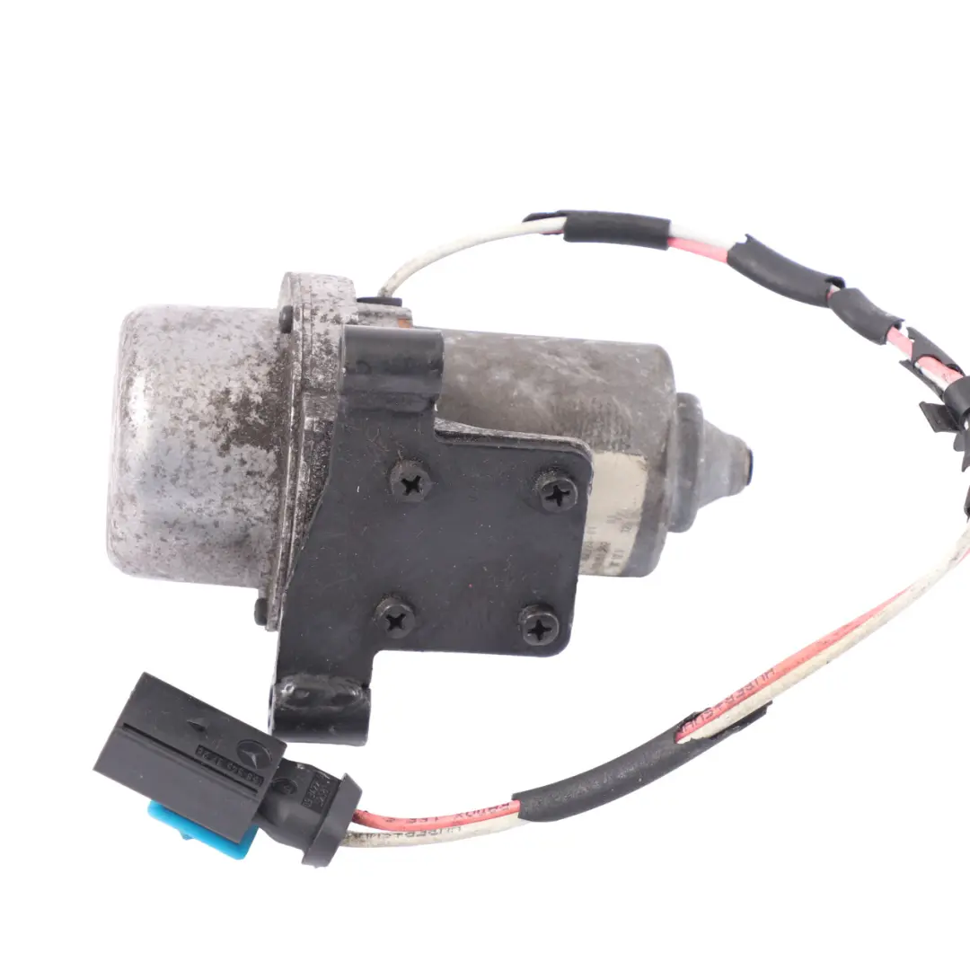  Vacuum Pump Mercedes R170 W202 C208 W210 M111 Petrol Engine A0004351301 - SKU A2024300032 - Part number A2024300032