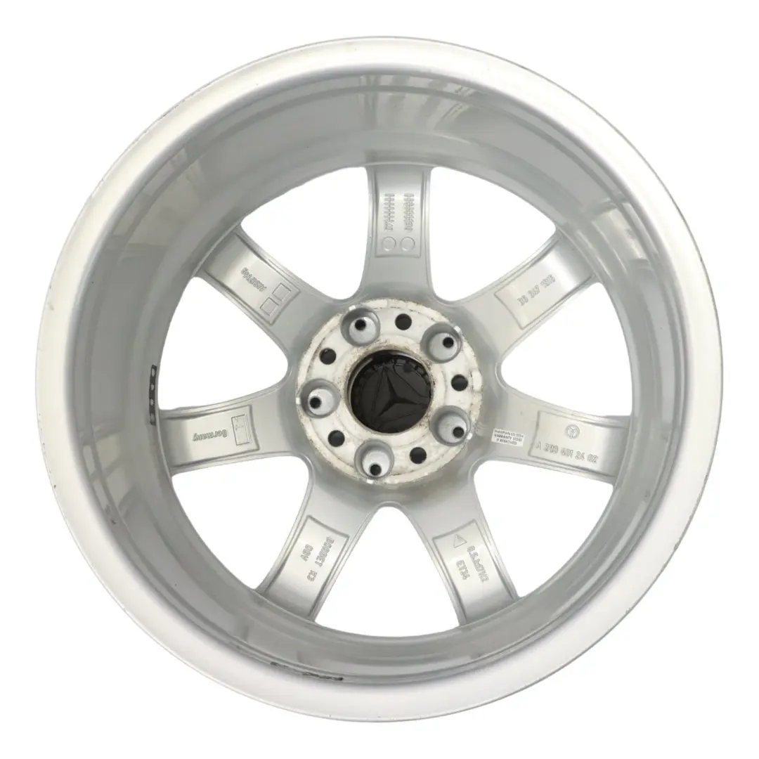 Cerchio in lega posteriore a 7 razze 17" 8,5J ET:34 per Mercedes CL203 con numero di parte A2034012402 Mercedes CL203 Cerchio in lega posteriore a 7 razze 17" 8,5J ET:34 - SKU A2034012402-2 - Numero di parte A2034012402