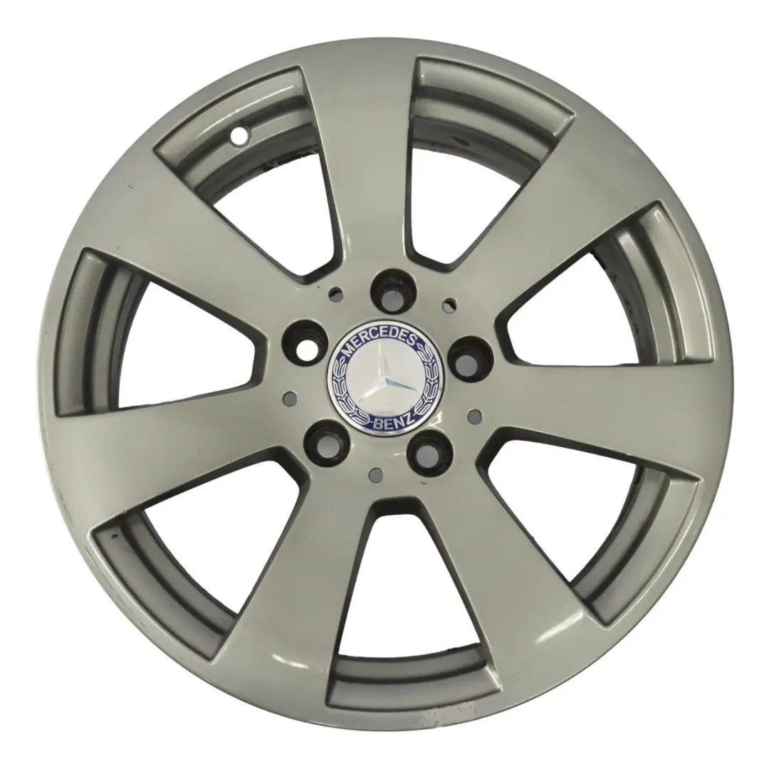 Llanta de aleación gris Mercedes W204 16" 7 Taladro ET:43 7J para con número de pieza A2044011102 Llanta de aleación gris Mercedes W204 16" 7 Taladro ET:43 7J - SKU A2044011102-7 - Número de pieza A2044011102