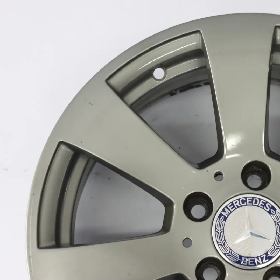 Grau Leicht metall felge 16" 7 Loch ET:43 7J für Mercedes W204 mit Teilenummer A2044011102 Mercedes W204 Grau Leicht metall felge 16" 7 Loch ET:43 7J - SKU A2044011102-7 - Teilenummer A2044011102